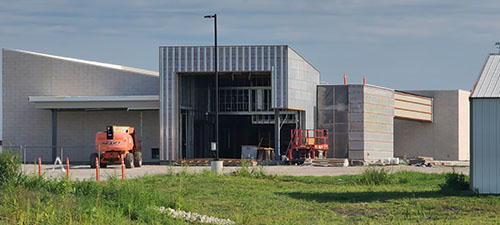 ENTRANCE (North Side)